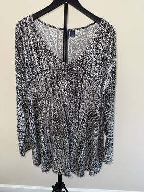 Paraphrase Blouse Size Black White Print Long Sleeve-3X
